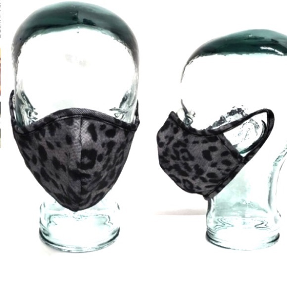 ❤️ 5 for $15 Zenana Yellow Cotton Face Mask - Picture 7 of 7